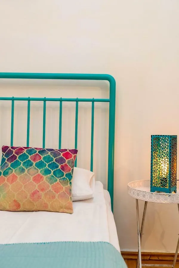 ★ Blue Door Rhapsody ★ - Special Stay In Old Town! Tbilisi Apartment