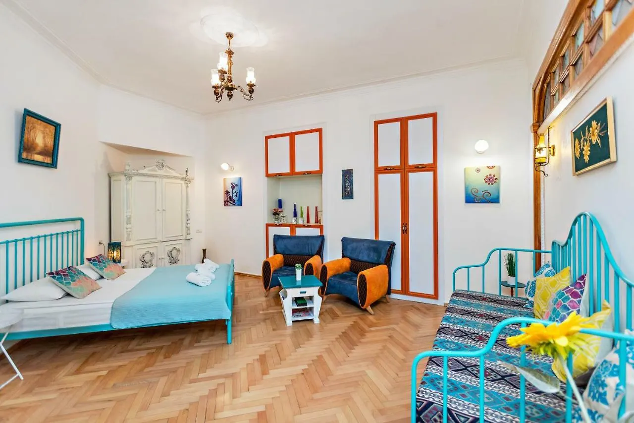 Apartment ★ Blue Door Rhapsody ★ - Special Stay In Old Town! Tbilisi Georgia